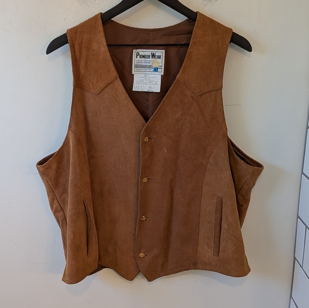 VTG Pioneer Wear Tan Suede Leather Vest 46L